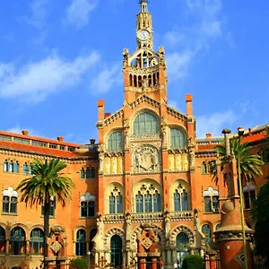Apart-hotel Bcnstop Sagrada Familia