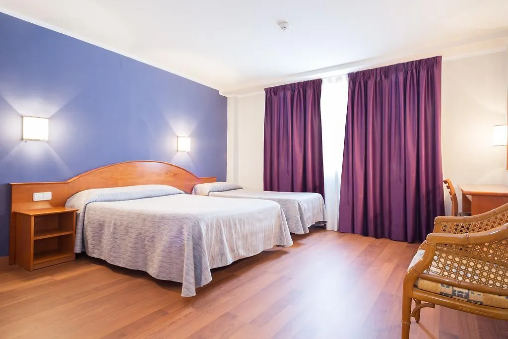 Hotel Cortes Rambla Barcelona