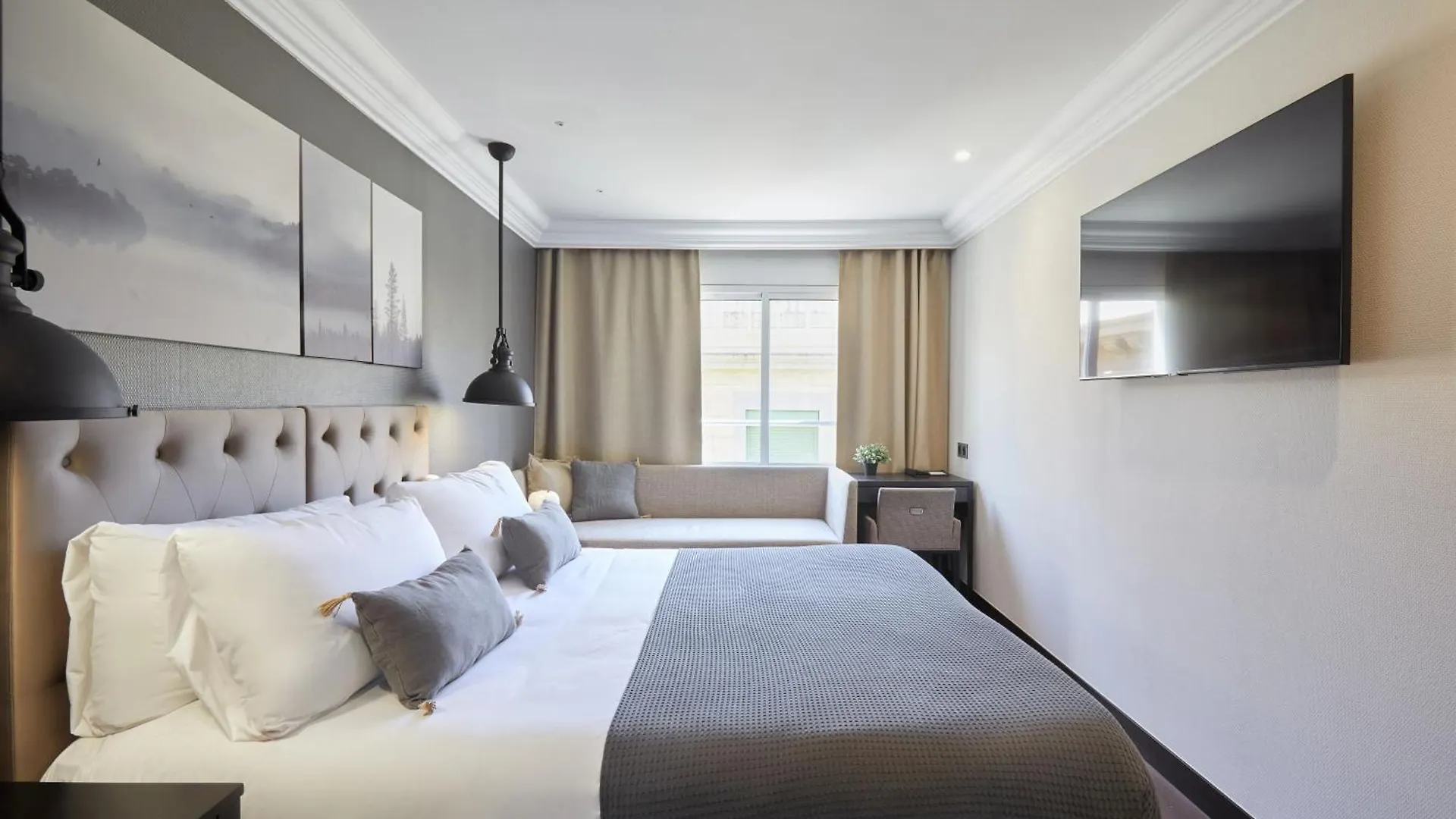 Hotel Cortes Rambla Barcelona