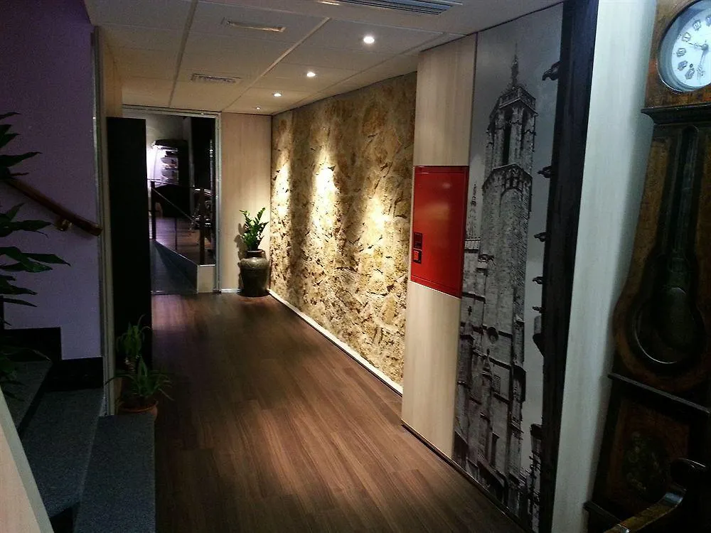 Hotel Cortes Rambla Barcelona 3*,