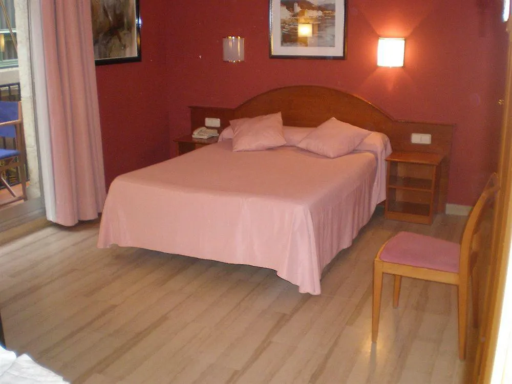 ***  Hotel Cortes Rambla Barcelona Spain